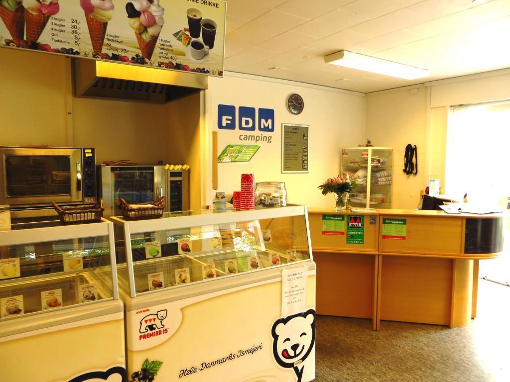 Ostersoparken Camping Hotel Gedser Kültér fotó